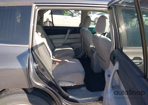 2013 Toyota Highlander from USA, damaged, VIN 5TDZA3EH3DS046672